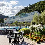 Semesterbostad Mobile In With Shared Pool *