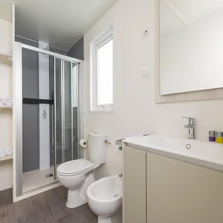 Ferienhaus Mobile In With Shared Pool